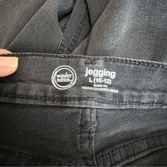 Wonder Nation Girls Distressed Faded Black Jeggings - Picture 5 of 7